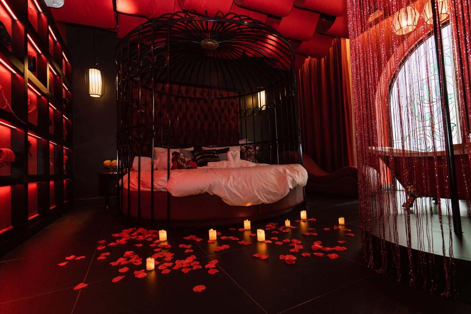 Trang trí cầu hôn
Trang trí cầu hôn